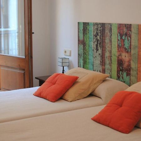 Fonda Mitja Hotel Torroella de Montgrí Екстериор снимка