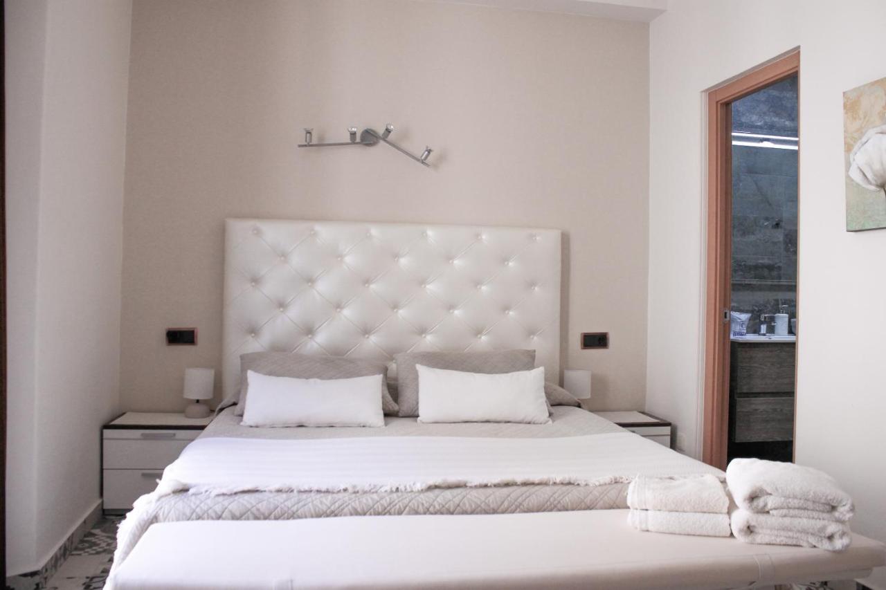 Fonda Mitja Hotel Torroella de Montgrí Екстериор снимка