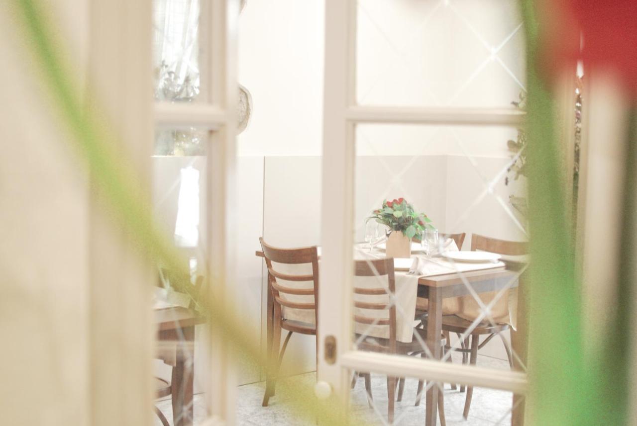 Fonda Mitja Hotel Torroella de Montgrí Екстериор снимка